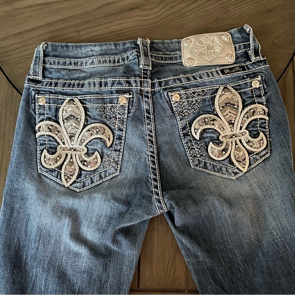 Sz 28 Miss Me Jeans - Picture 2 of 8